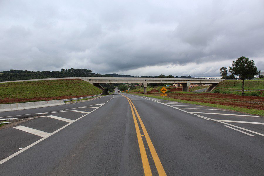 Novo viaduto da PR-151 melhora o acesso para Jaguariaíva e Norte Pioneiro. Foto: Jorge Woll/DER