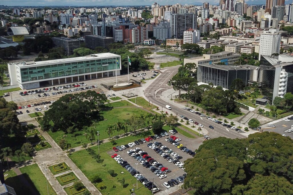 Superávit orçamentário do Paraná cresceu 1.553%