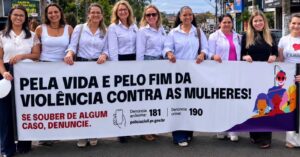 Caminhada mobiliza contra feminicídio