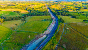 Iniciam desvios em 3 pontos da construção de viadutos na BR-153