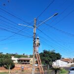 Mutirão da Copel retira 420 quilos de cabos irregulares