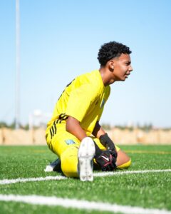 Garoto de 14 anos de Carlópolis CONSTRÓI carreira na EUROPA