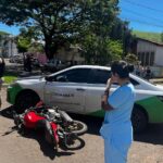 Colisão entre carro e moto em SAP: vídeos