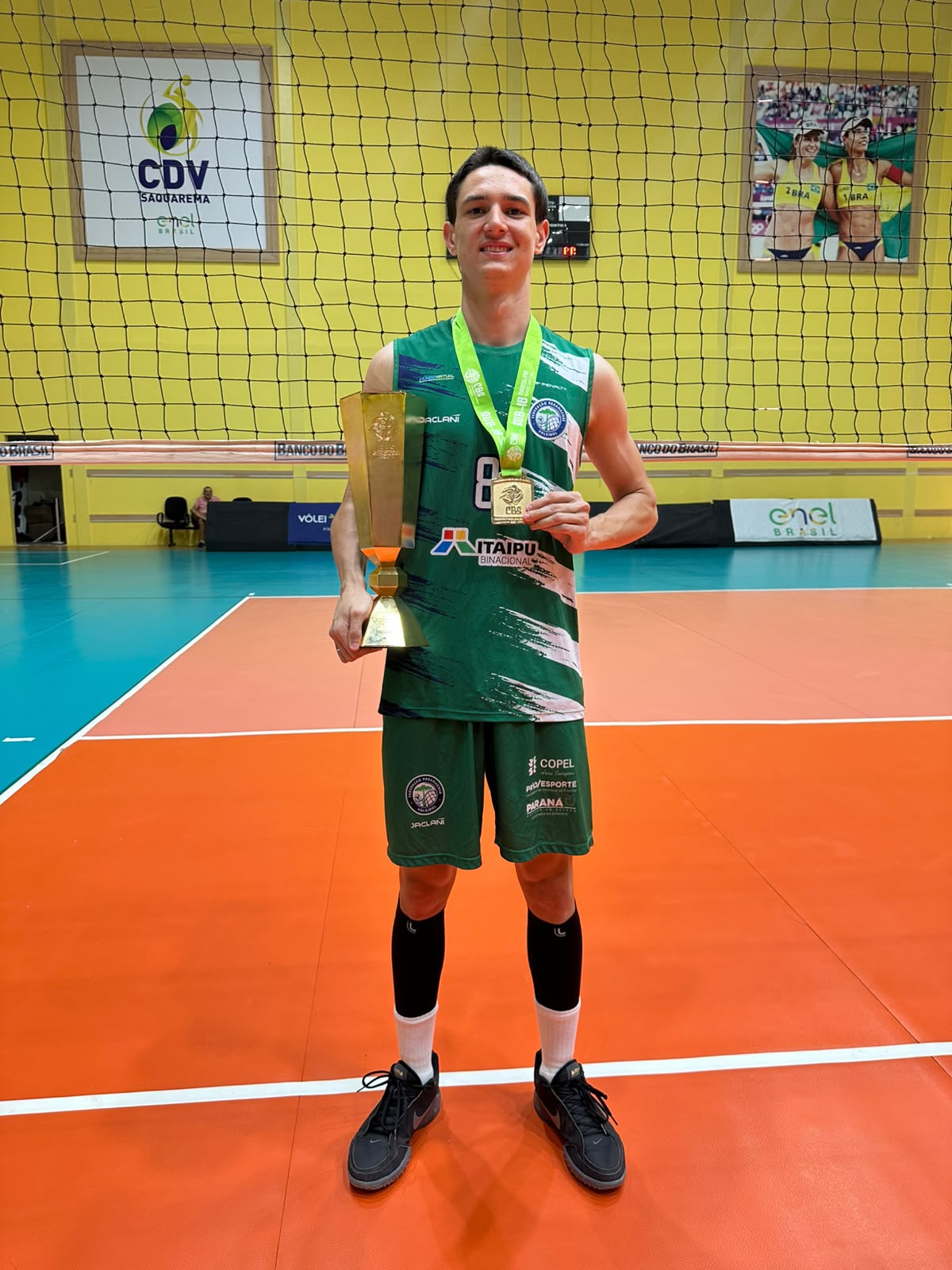 Jacarezinho ganha projeção nacional com conquistas no vôlei de base