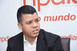 Policiais civis treinam para ação com drones em Ribeirão do Pinhal