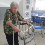 Norte Pioneiro: Mais idosa a VOTAR é de Rib. do Pinhal: vídeo
