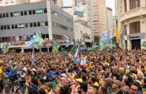 Governadores e Moro fazem manifestação