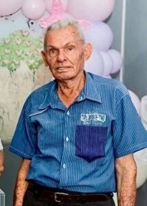 Homem é levado por grupo e a família se desespera (VÍDEOS)
